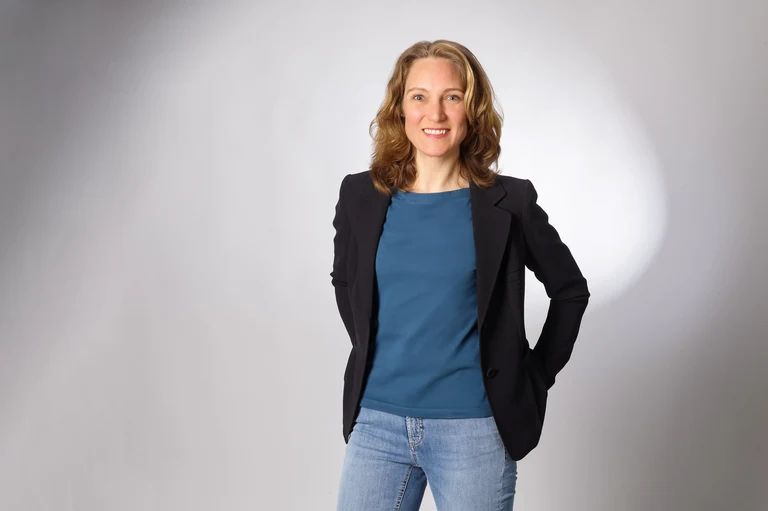 Rittel-Claudia_55 quer-lang_ORIGINAL_kleiner.jpg